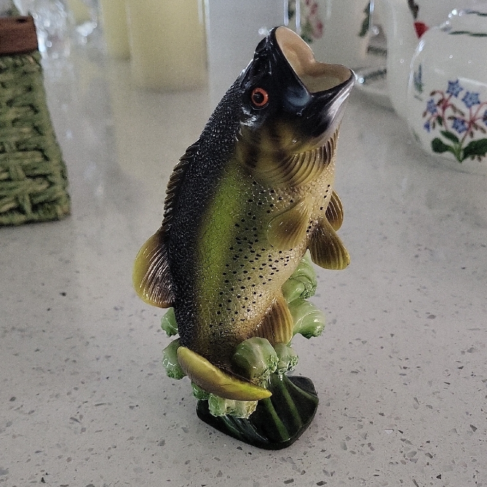 Life Symbols Bass fish